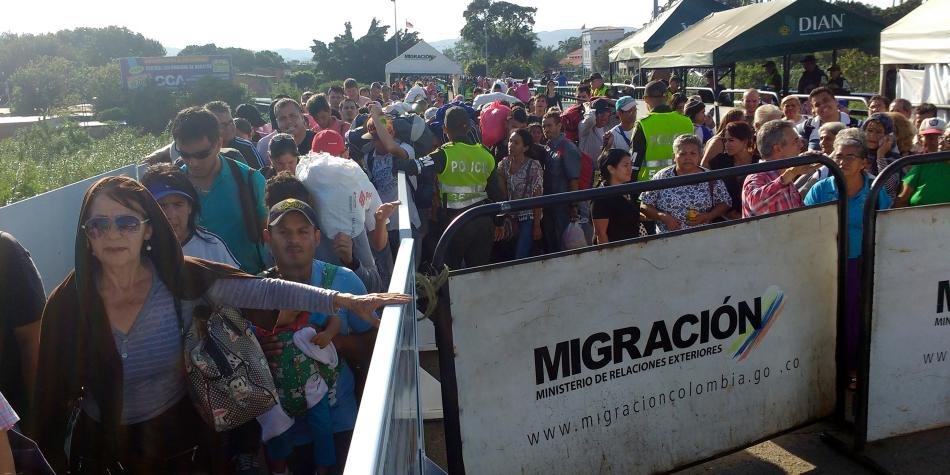 Crisis migratoria entre Venezuela y Colombia