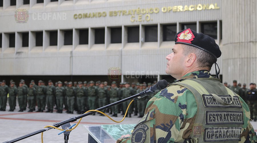 Remigio Ceballos Ichaso, Comandante Estratégico Operacional de la FANB durante la Juramentación de Lealtad y Compromiso con Nicolás Maduro, presidente de la República Bolivariana de Venezuela.