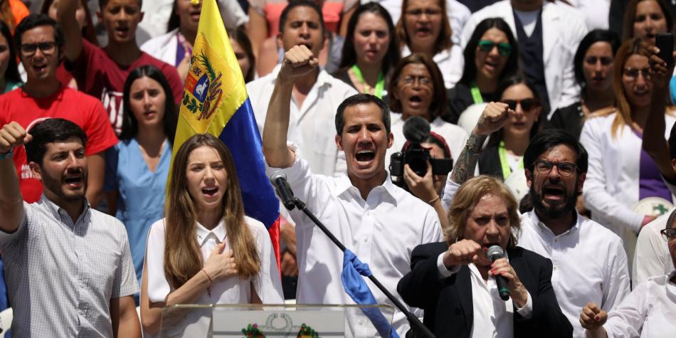 Juan Guaidó convocó a los venezolanos para apoyar el ingreso de la ayuda humanitaria ofrecida por los Estados Unidos