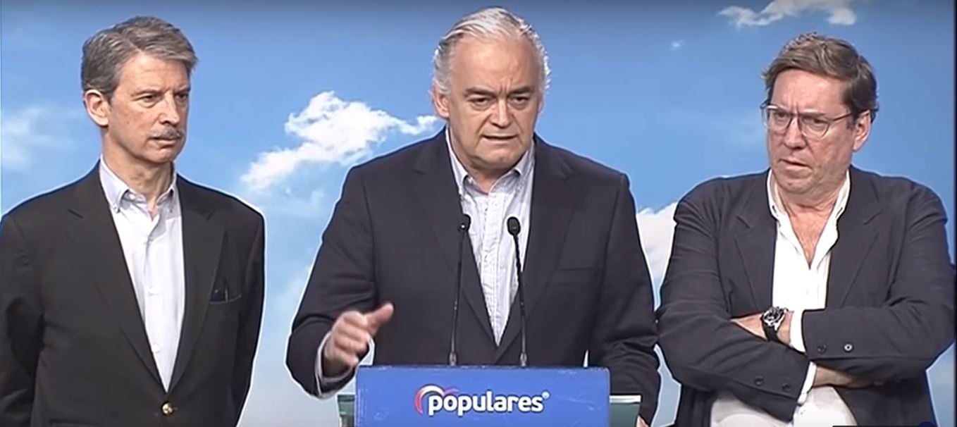 Los Eurodiputados ofrecieron una rueda de prensa al llegar a España, luego de su expulsión de Venezuela