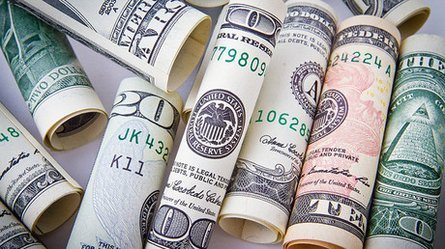Cada día hay más transacciones de compra venta en dólares