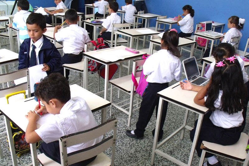 La deserción escolar y la falta de personal es una grave consecuencia de la crisis venezolana